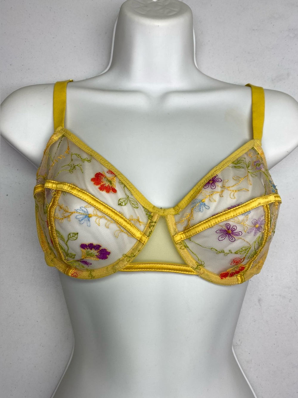 Luvlette Yellow Sheer Floral Embroidered Mesh Bra 34C NWOT *P1014